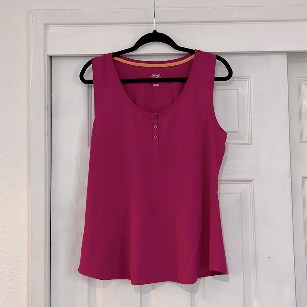 NWOT: Pink Tank